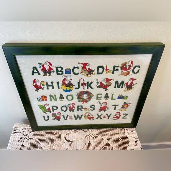 Christmas alphabet needlepoint frame || Christmas themed wall art || 2001’ Circa - Picture 8 of 10